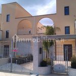 Rent 4 bedroom house of 120 m² in Fasano