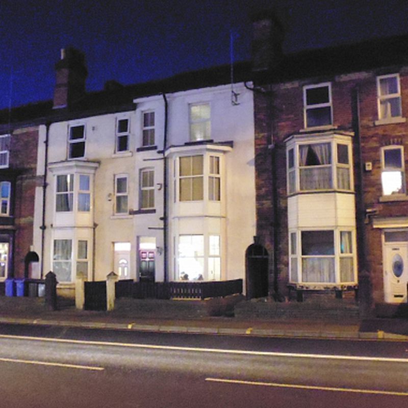 301 Abbeydale Road - 6 Bed House - Bills Included Student Accommodation Sharrow