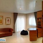 Affitto 5 camera appartamento di 150 m² in Taranto