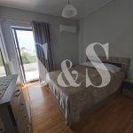 Rent 2 bedroom apartment of 77 m² in Βούλα