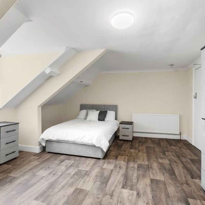 Room to rent in 56 Charlotte Street, Keyham, Plymouth PL2 Devonport