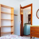 Alquilo 4 dormitorio apartamento de 150 m² en Granada