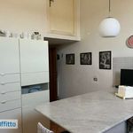 Rent 6 bedroom apartment of 216 m² in Napoli