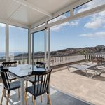Rent 2 bedroom apartment of 100 m² in Funchal