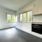 Rent 4 bedroom house of 575 m² in Uccle
