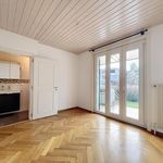 Miete 7 Schlafzimmer haus von 185 m² in Le Mont-sur-Lausanne