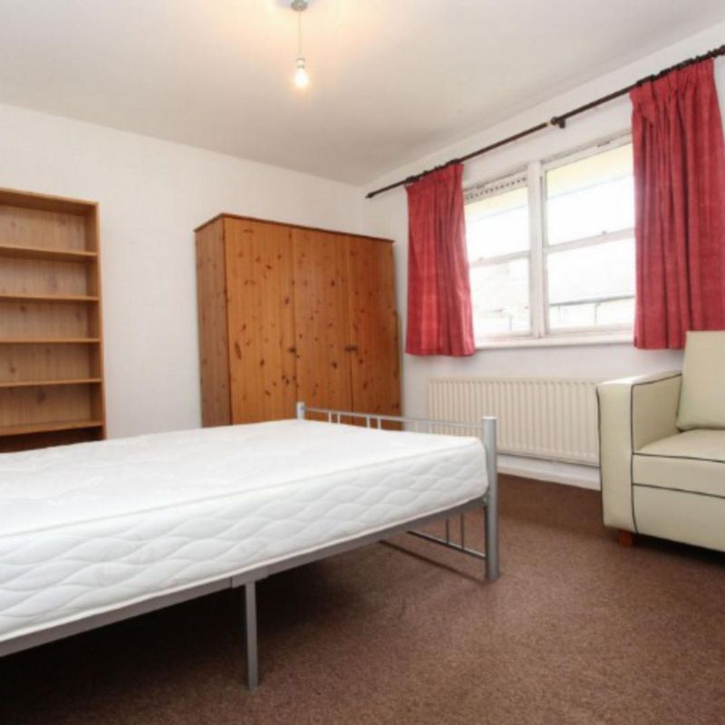 Homey double bedroom in Greenwich