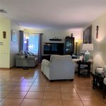 Rent 3 bedroom apartment of 1897 m² in South Miami