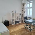 Rent 3 bedroom apartment of 100 m² in Staré Město