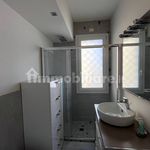 Affitto 3 camera appartamento di 85 m² in Riccione