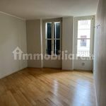 Rent 4 bedroom apartment of 150 m² in Como