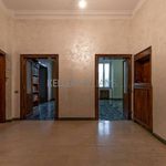 Affitto 5 camera appartamento di 187 m² in Roma