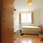 Rent 2 bedroom apartment in Newcastle