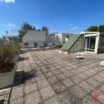Rent 4 bedroom apartment of 111 m² in Neuilly-sur-Seine