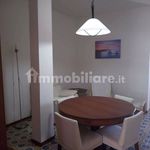 Affitto 4 camera casa di 150 m² in Brindisi