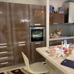 Ενοικίαση 3 υπνοδωμάτιο σπίτι από 175 m² σε Marousi