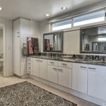 Rent 5 bedroom apartment of 379 m² in Corona Del Mar