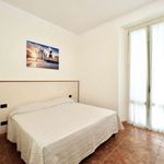 Rent 1 bedroom apartment of 50 m² in Opera