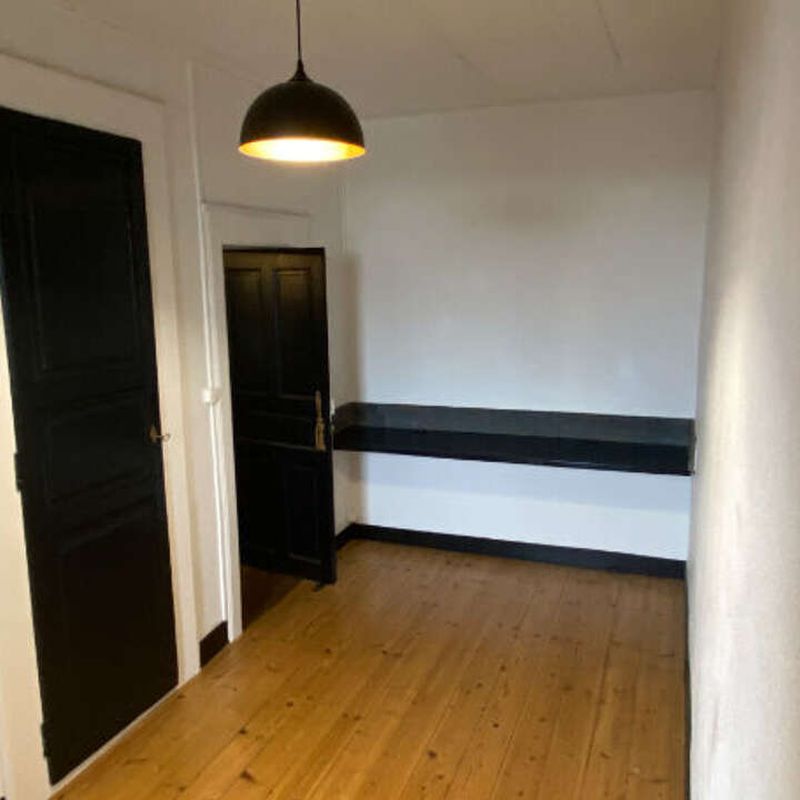 Location appartement 4 pièces 86 m² Cousance (39190)