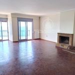 Ενοικίαση 3 υπνοδωμάτιο διαμέρισμα από 16000 m² σε Piraeus