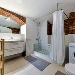 Rent a room of 90 m² in Munich