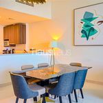 Rent 3 bedroom apartment of 212 m² in Al Muteena