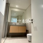 Rent 3 bedroom apartment of 139 m² in Dubai