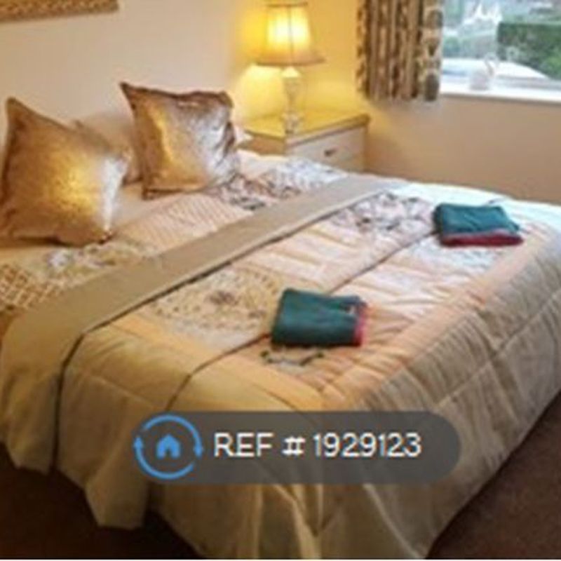 Flat to rent in Cadnant Park, Conwy LL32