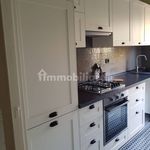Rent 4 bedroom apartment of 130 m² in Florence