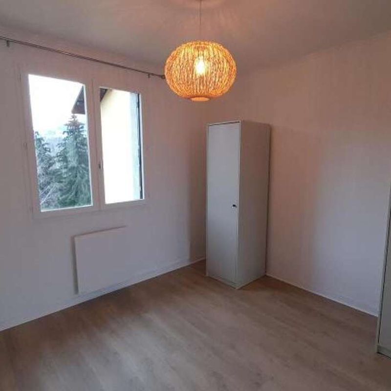 Location appartement 1 pièce 35 m² Barberaz (73000) Saint-Alban-Leysse