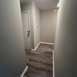 Rent 2 bedroom apartment of 91 m² in Burlington