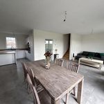 Huur 4 slaapkamer huis van 591 m² in Beauvechain