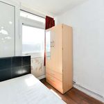 Rent a room of 76 m² in London