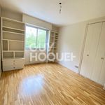 Rent 5 bedroom apartment of 138 m² in CALUIRE ET CUIRE