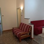Affitto 2 camera appartamento di 100 m² in Genova
