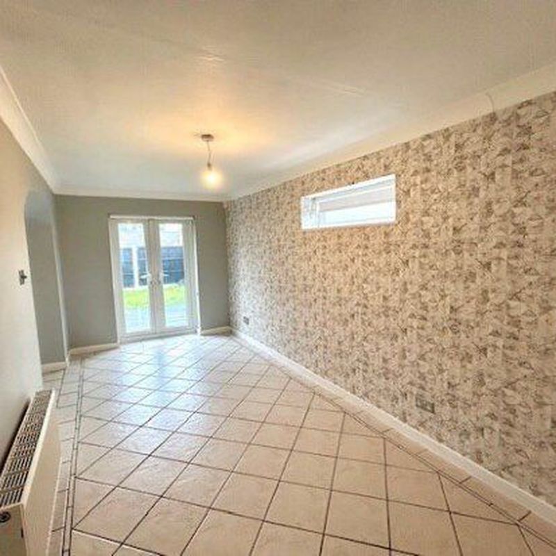 Detached house to rent in Harris Close, Wirral CH63 Poulton