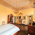 Rent 5 bedroom apartment of 163 m² in Osimo