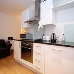 Rent a room of 82 m² in london