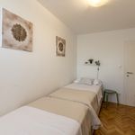 Najam 2 spavaće sobe stan od 64 m² u Split