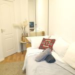 Rent a room of 80 m² in Budapest