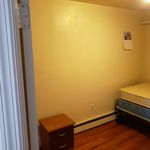 Rent 3 bedroom apartment in Bushwick