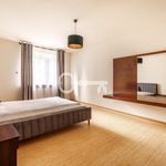 Wynajmij 3 sypialnię apartament z 140 m² w Warszawa