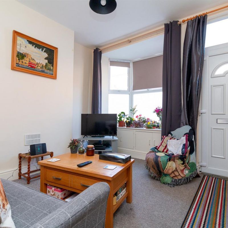 2 bed House - End Terrace for Rent Sneinton