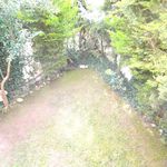 Rent a room of 250 m² in Kifissia