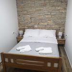 Rent 7 bedroom house of 200 m² in Kula Atlagić