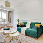 Rent 2 bedroom apartment of 750 m² in Paris