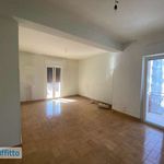 Affitto 5 camera appartamento di 136 m² in Bari
