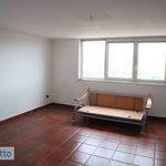 Affitto 6 camera appartamento di 256 m² in Catania