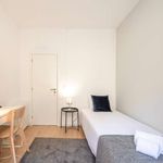 Rent a room of 63 m² in Lisboa