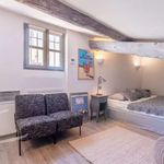 Rent 4 bedroom apartment of 137 m² in Arrondissement of Aix-en-Provence